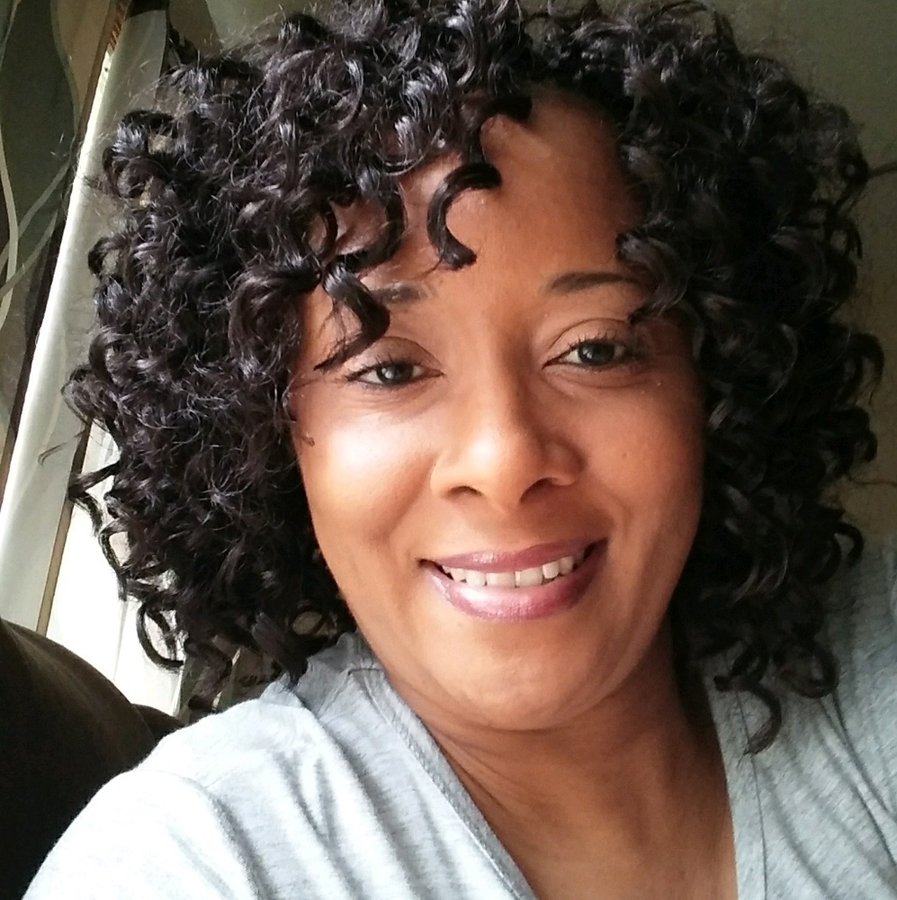 Meet your Posher, Elica